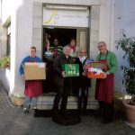 Lebensmittelübergabe